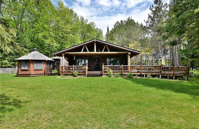 Two Bear Lodge on Lost Land Lake