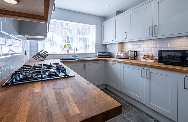 Two Bed Hse near London Bridge and London eye and London Museum
