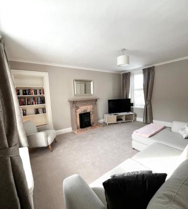 Two Bedroom Apartment in Bridge of Allan