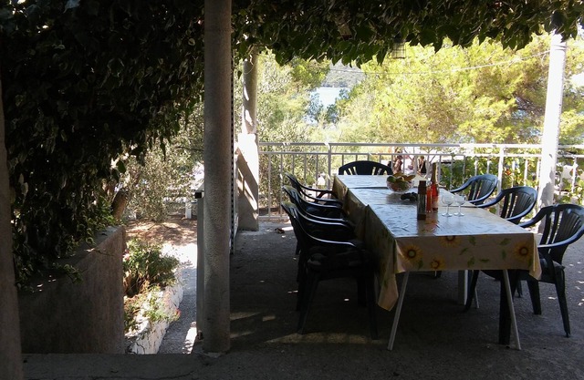 Apartamento para dos personas en la playa Luka Dubrava, Peljesac (A-13632-a)