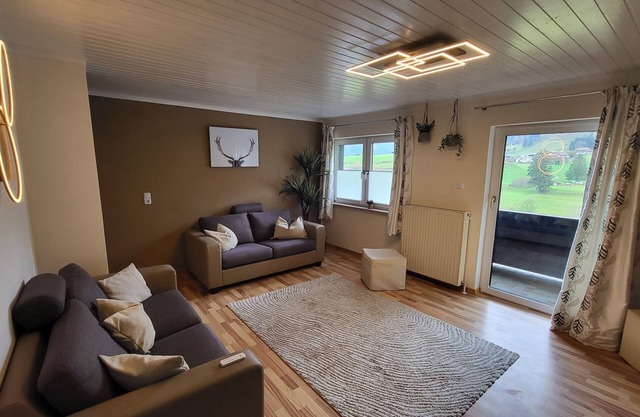 Apartamento de dos habitaciones con balcón - Reh
