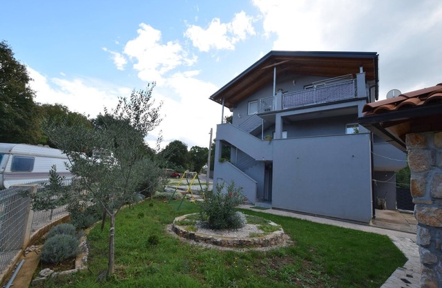Apartamento para dos personas con un balcon Gabonjin, Krk (A-19414-a)