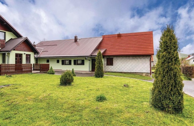 Two-Bedroom Apartment in Mrkopalj