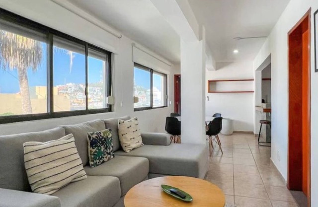 Two-bedroom apartment with a view of Olas Altas
