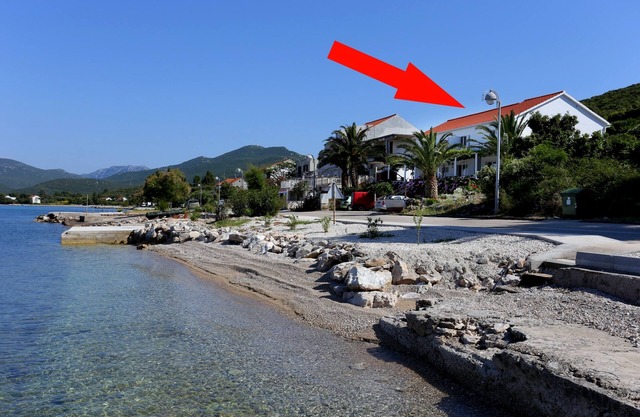 Apartamento para dos personas en la playa Drace, Peljesac (A-10130-a)