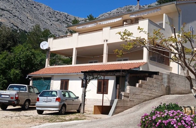 Apartamento para dos personas con terraza y vista al mar Ivan Dolac, Hvar (A-24264-b)