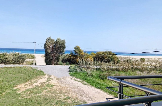 Apartamento de dos dormitorios con vistas panorámicas al mar.