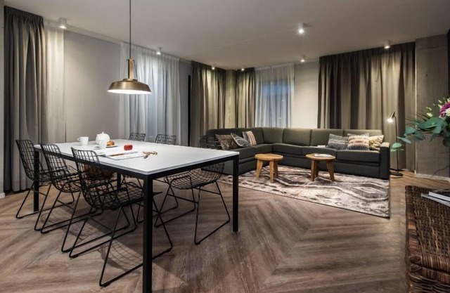 Two-Bedroom Comfort at YAYS Amsterdam Docklands (6 pers.)