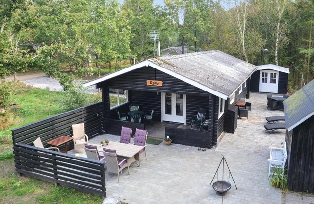 Two-Bedroom Holiday Home In Ansager