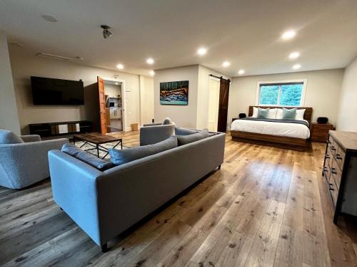 Two Bedroom House by Snow Valley Lodging