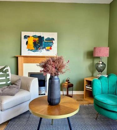 Two bedroom maisonette in the heart of the West End