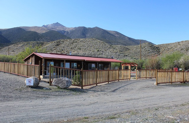 Two bedroom retreat near Austin attractions
