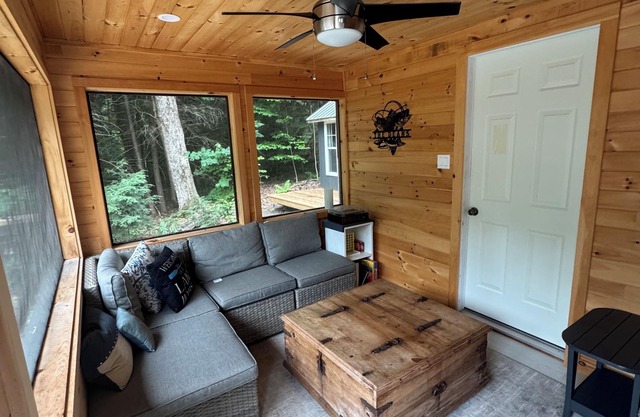Two Cottages-On Island- Great for two families