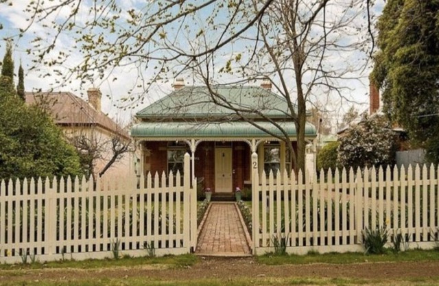Two Finch Street Beechworth