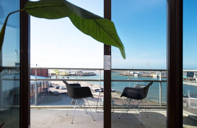 Apartamento de dos habitaciones con vistas al puerto