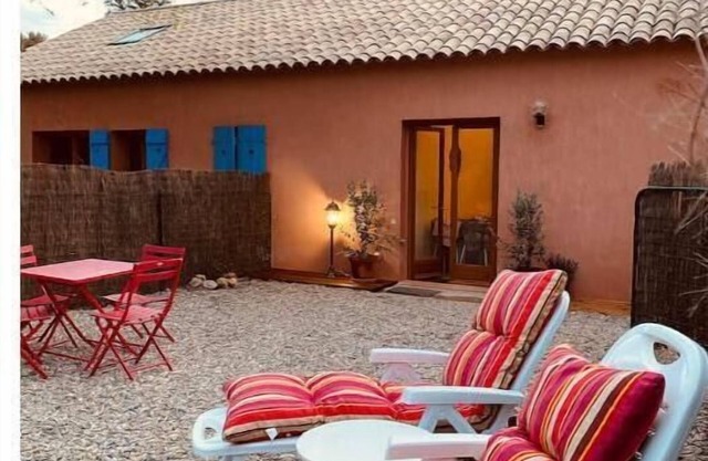 Two-room Cottage: La Tannière