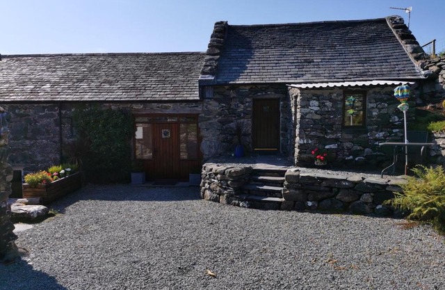 Ty Gwennol near Gilfach Goch
