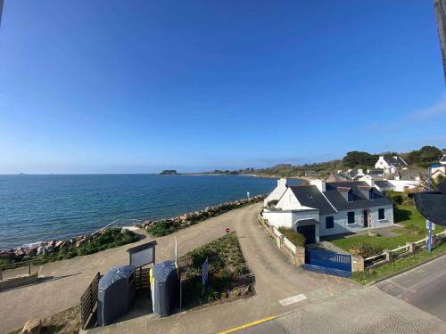 Ty Louise Maison de famille 10 pers bord de mer