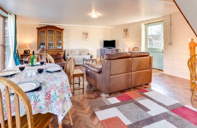Ty'n Cellar Cottage in Port Talbot