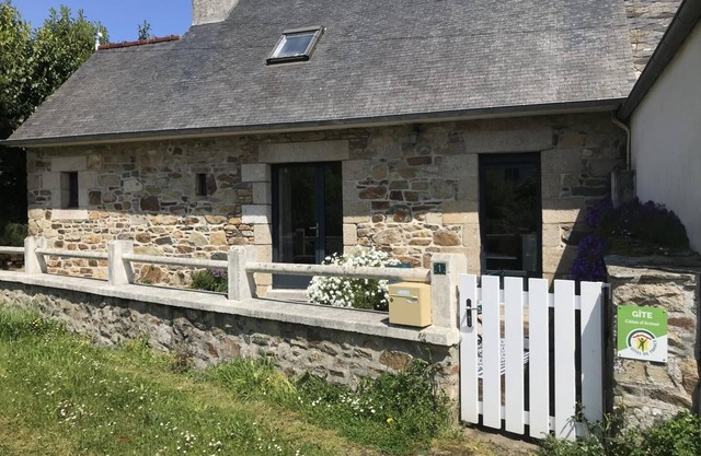 Ty Rozenn Gwenn - PLOUGUIEL
