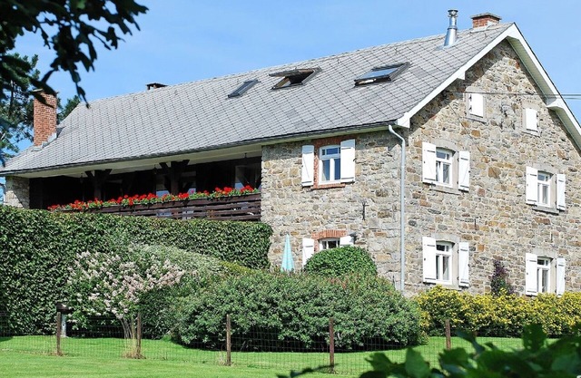 Granja de personajes en Thirimont - casa rural 3 espigas