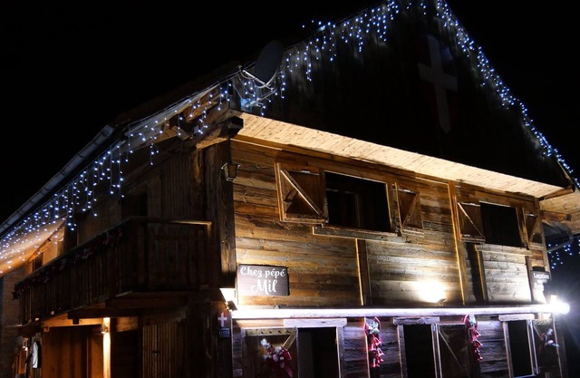 Typical Savoyard house with private heated pool