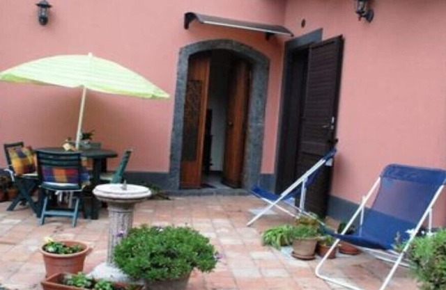 Típica casa siciliana en el Etna, ideal para unas vacaciones familiares