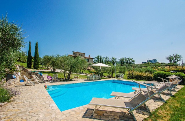 Typical stone villa with private pool, air conditioning 3km village