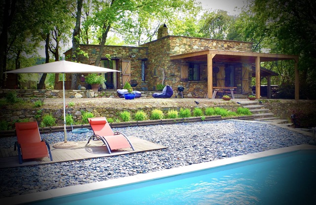 U Filanciu stone house in the heart of the Patrimonio vineyards