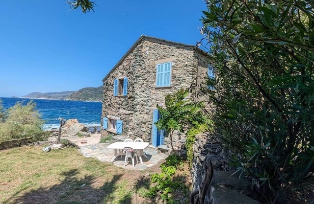U Magazinu - Fisherman's house, Seafront, Corsica