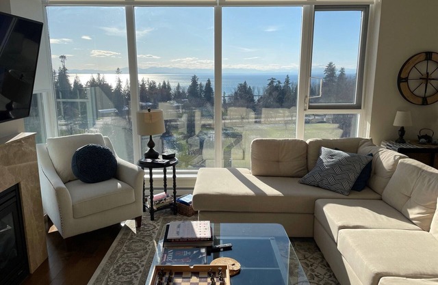 UBC Luxury Rental