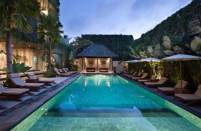 Ubud Village Hotel