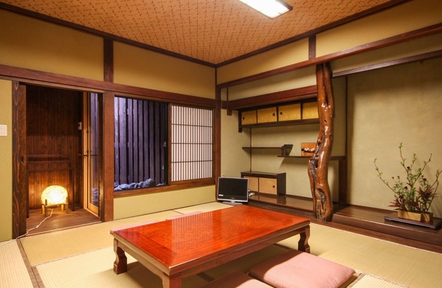 UGUISU Half Board Seasonal Dishes / Aso Kumamoto