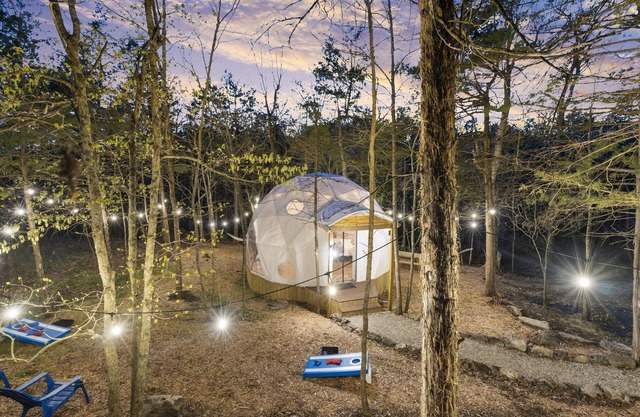 Run Away Together 🏕️ Dome + Hot Tub Nights