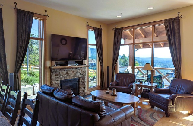 En MAIN @KAR = Sullivan Stone Lodge # 16 = Número 1 en Ski-In & Ski-Out Location