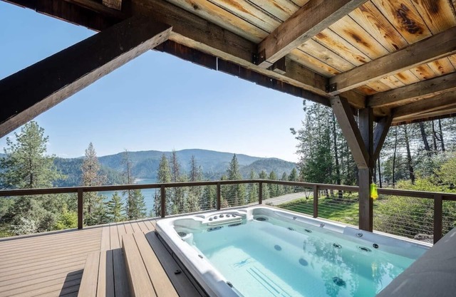 Bay View Heights | Impresionantes vistas sobre el lago Coeur d`Alene