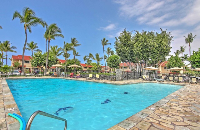 Ultimate Oceanfront Townhome Located on Kona Coast
