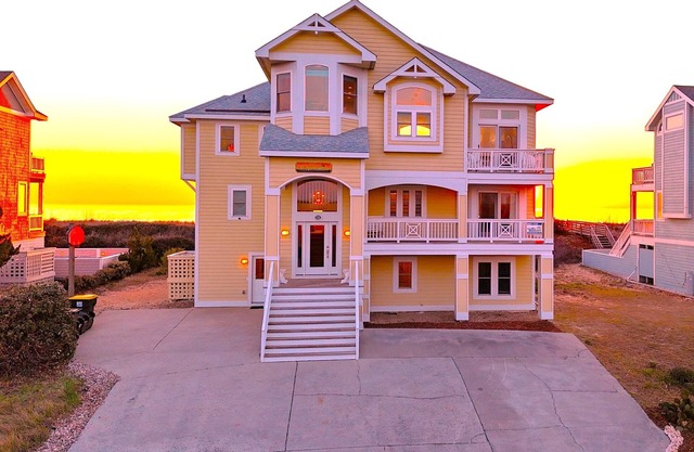 🌊 Ultra-Luxury OCEANFRONT | Private Heated Pool🏖️Hot Tub & Unmatched Views!