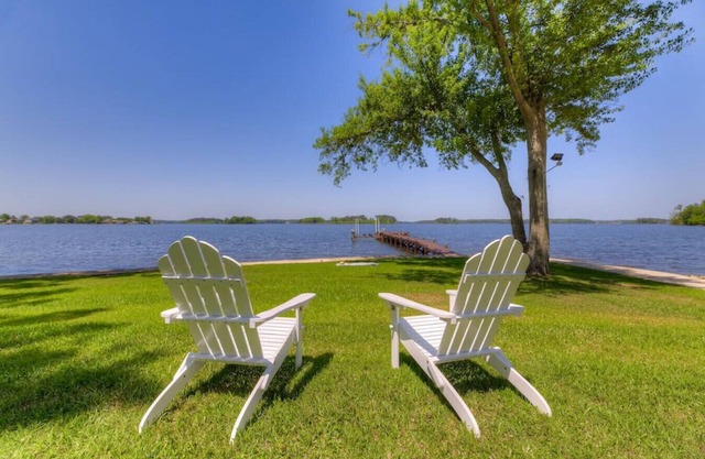 Ultra Modern Lake Murray Villa | Magnificent Views