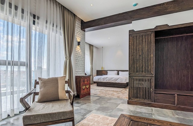 Uma Residence & Suites