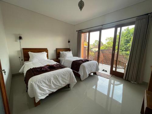 Umah Arya Homestay & Spa 2