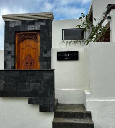 Umah tumbu villa, private villa