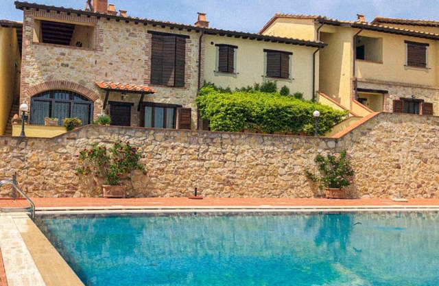 UMBRIA, "Casa Sagrantina" con PISCINA e pergolato