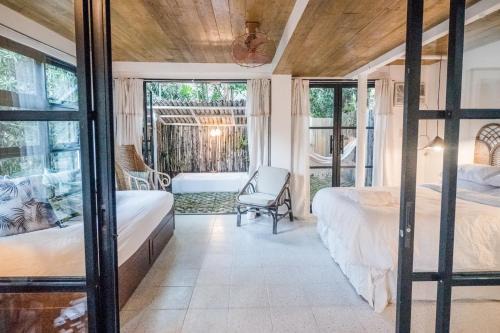 UMI Nest Apartment in Subic Bay with Self-Serve Breakfast - WiFi, Bathtub, Barbecue, Pet Friendly with a Fee