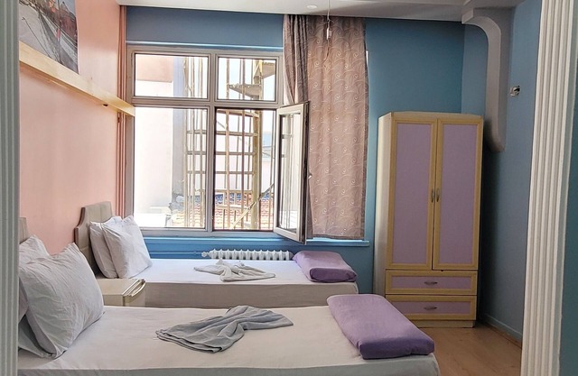 Umut Bakis Hotel
