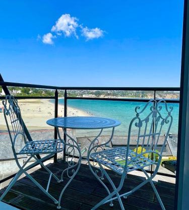 Un Balcon sur la Mer