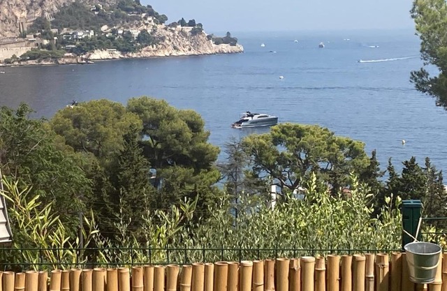 Un coin de paradis avec vue Mer et jardin