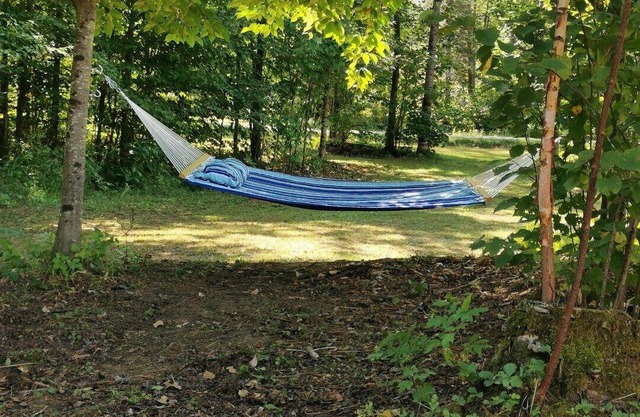 Un endroit pour se détendre, jouer et rêver! / A place to relax, play & dream!
