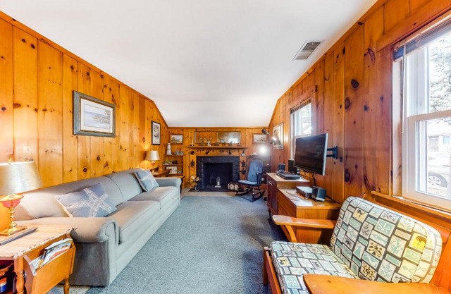 Uncle Rolfs Cozy Cottage