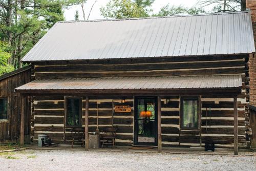 Uncle Tom's Cabin - A Classic On The Au Sable